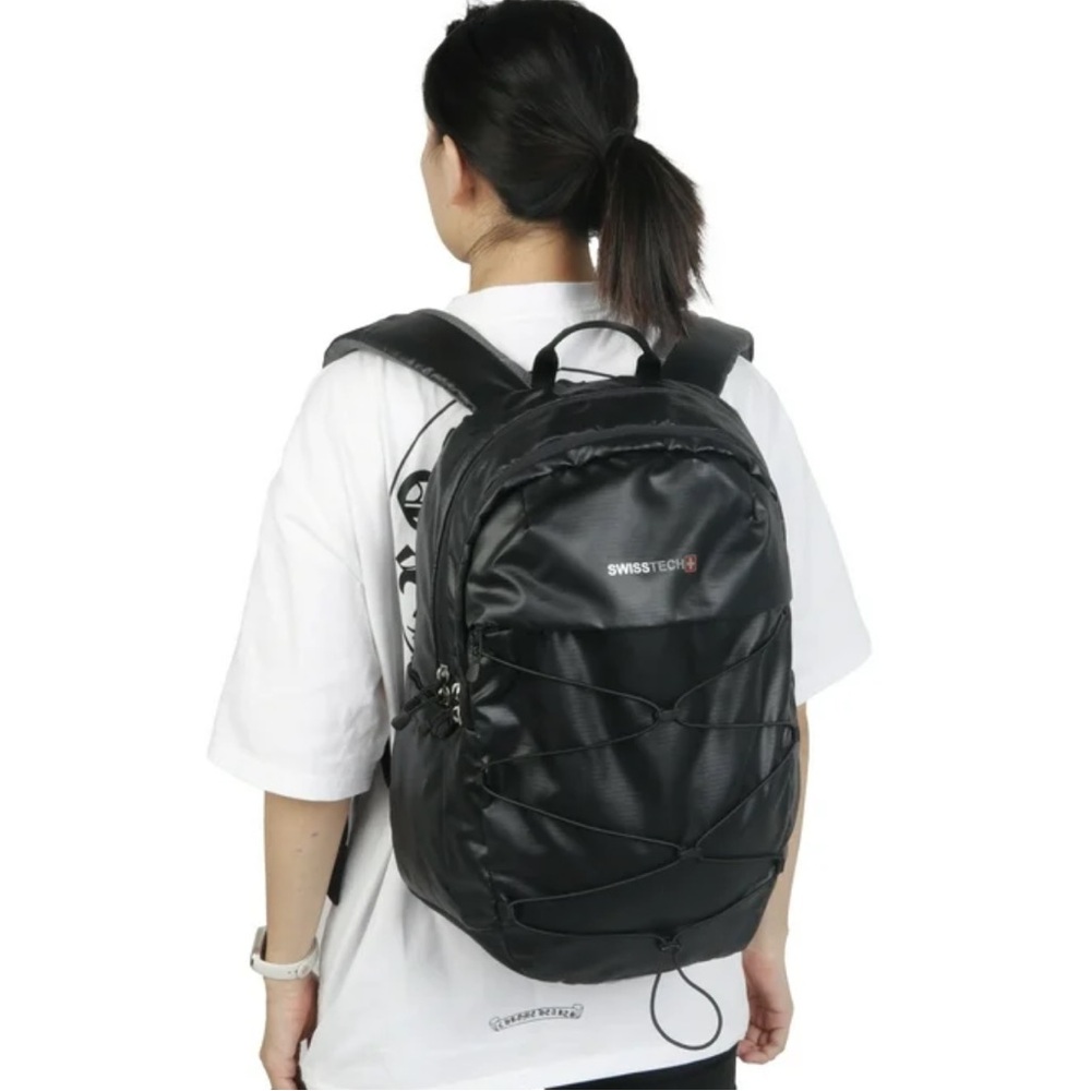 Swiss Tech Unisex Bungee 20 Liter Backpack in Sleek Black